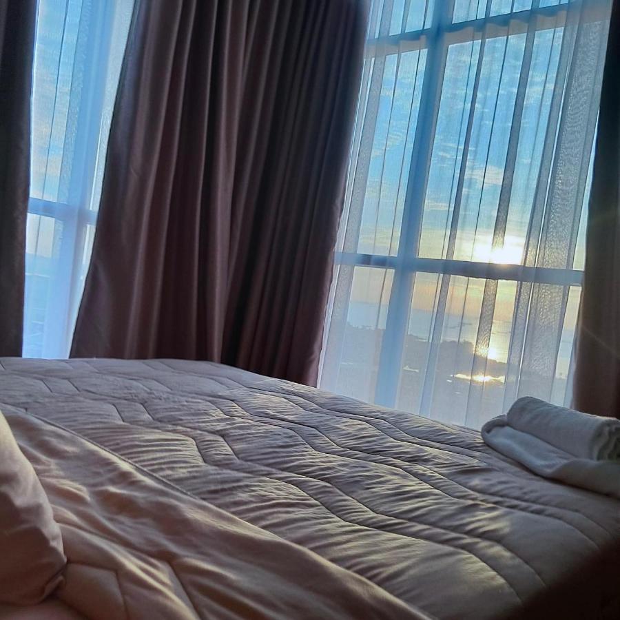Sleptopia At Formosa Residence New Best Cozy Place In Town Nagoya Extérieur photo